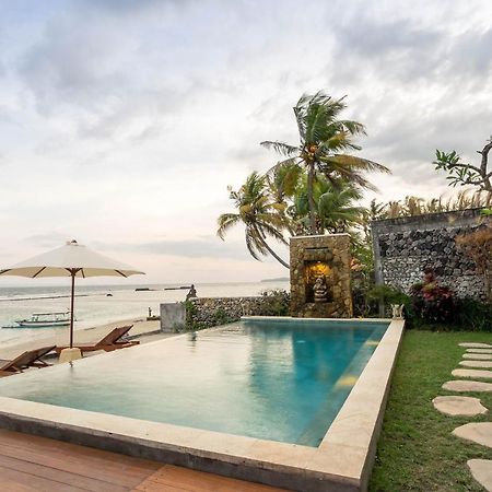Utama Villas Beach Front Candidasa Εξωτερικό φωτογραφία