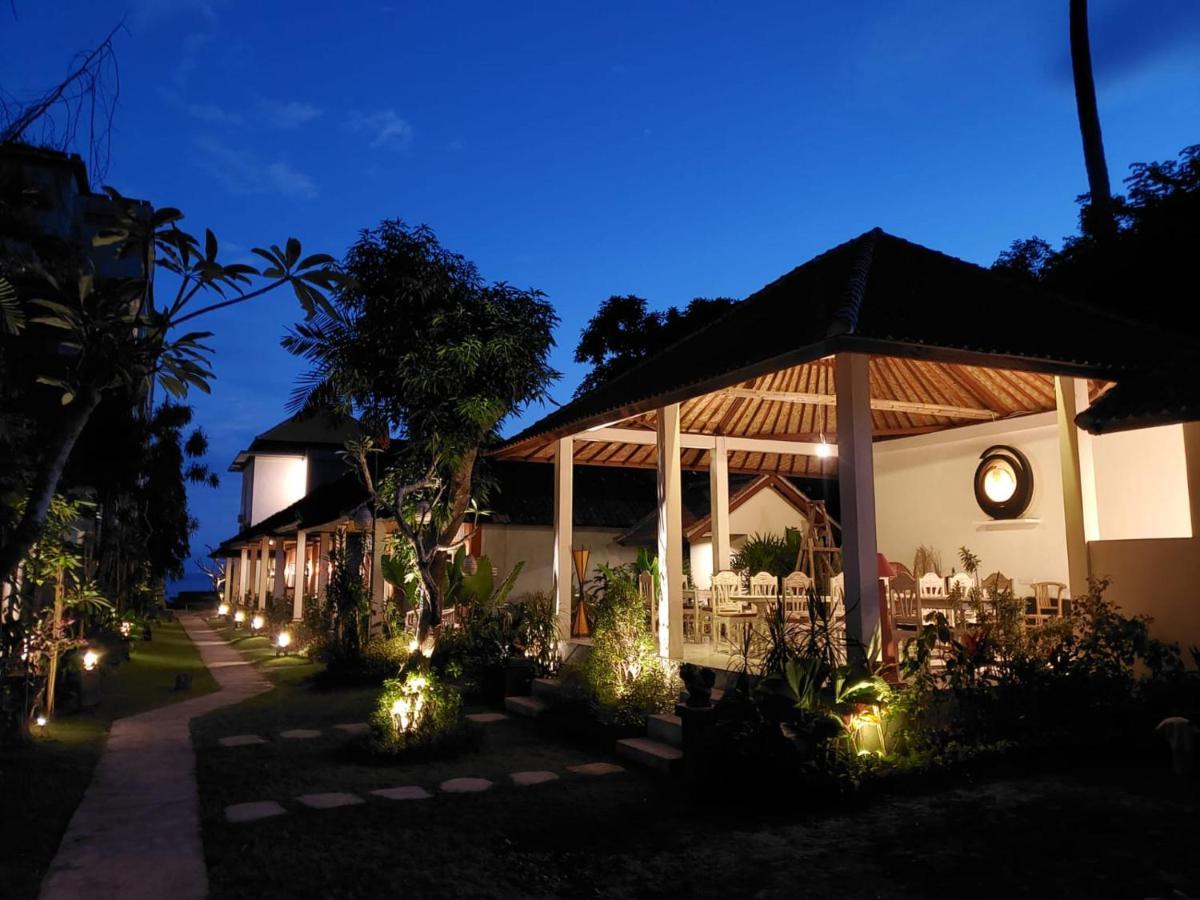 Utama Villas Beach Front Candidasa Εξωτερικό φωτογραφία