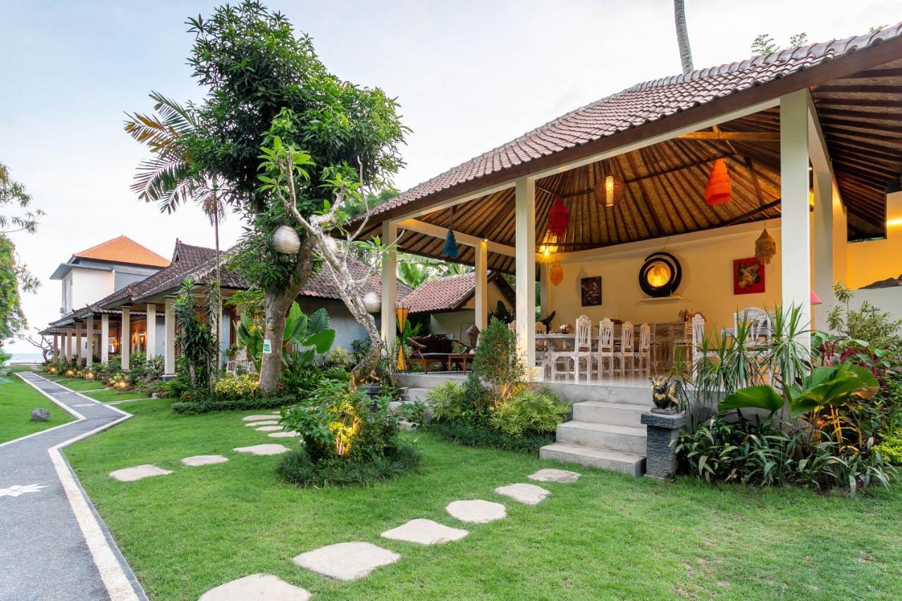 Utama Villas Beach Front Candidasa Εξωτερικό φωτογραφία